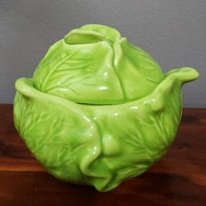 Vintage Holland Mold ceramic cabbage lettuce green bowl with lid